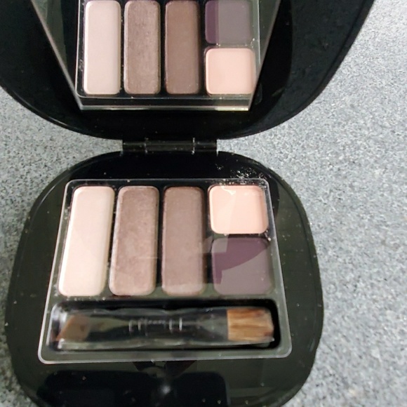 Makeup kit - Picture 4 of 5